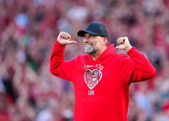 jurgen-klopp-resmi-kembali-ke-samping-lapangan