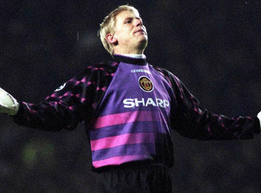 kiper-legendaris-dunia-yang-menginspirasi-generasi